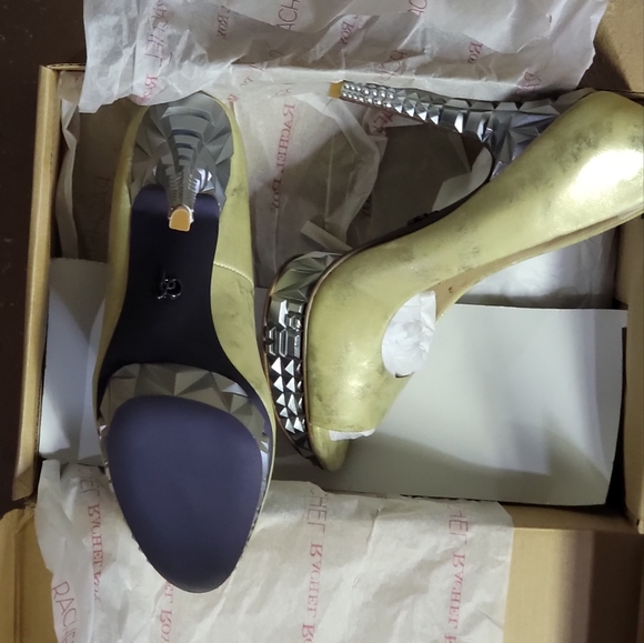 Brand New In Box - Picture 2 of 4